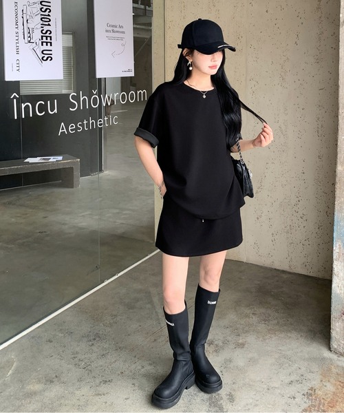 by LEGNA(バイレグナ)の「半袖トップスセットアップ(セットアップ・レディース・ブラウン/ブラック/杢グレー・MEDIUM/LARGE)」の5枚目の写真