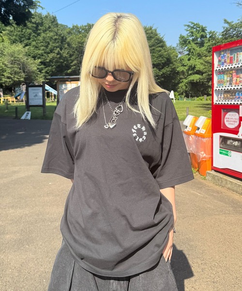 That's life(ザッツライフ)の「That’s life Original Circle logo tee 半袖 Tシャツ 夏服 トップス ビッグシルエット ユニセックス ヘビーウェイト(Tシャツ/カットソー・メンズ・ホワイト/ブラック・SMALL/MEDIUM/LARGE/X-LARGE)」の14枚目の写真