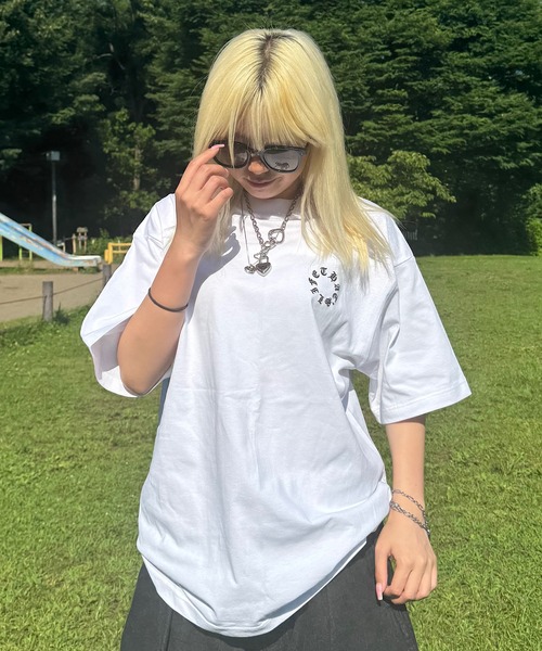 That's life(ザッツライフ)の「That’s life Original Circle logo tee 半袖 Tシャツ 夏服 トップス ビッグシルエット ユニセックス ヘビーウェイト(Tシャツ/カットソー・メンズ・ホワイト/ブラック・SMALL/MEDIUM/LARGE/X-LARGE)」の16枚目の写真