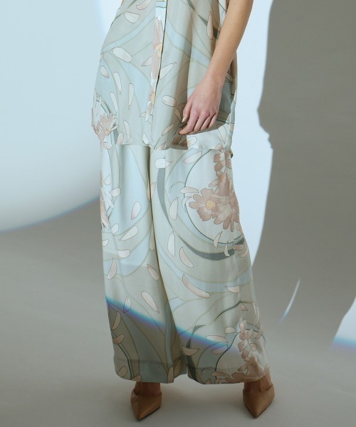 Sov.（ソブ）の「レーヨンフラワープリントパンツ（その他パンツ・レディース・ミント・36/38）」の3枚目の写真