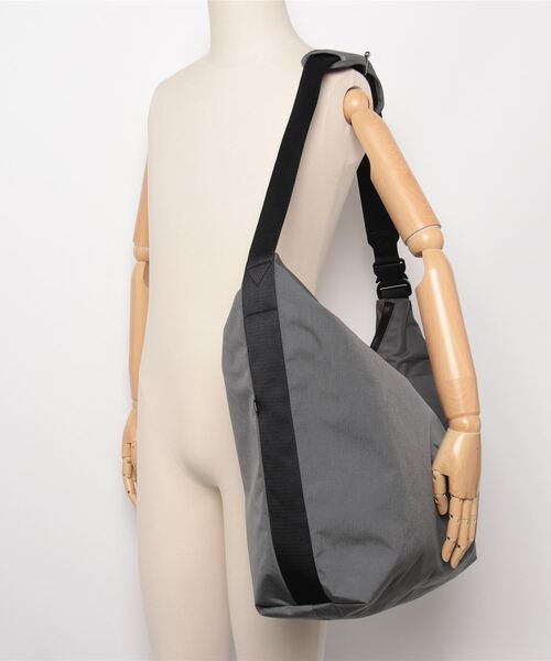 Y-3 SHOULDER BAG（ボストンバッグ）｜Y-3（ワイスリー）の