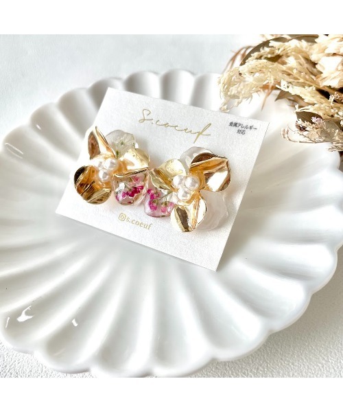 tone(トーン)の「【S.coeuf】【S.coeuf】金属アレルギー対応ピアス 本物のお花とメタルフラワー by2025(MA)(ピアス(両耳用)・レディース・ブルー/ピンク/オレンジ・FREE)」の8枚目の写真