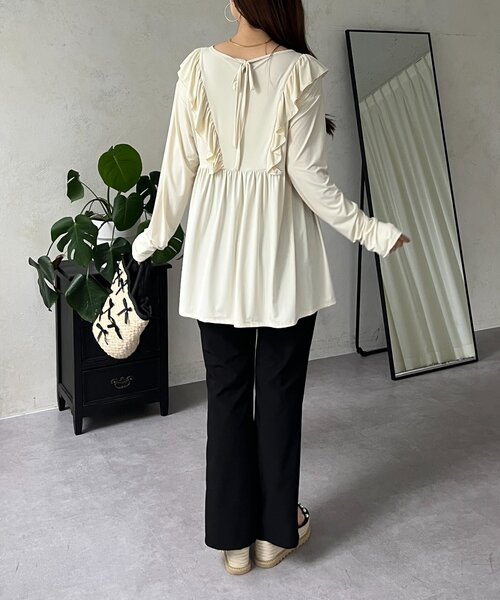 prose verse（プロズヴェール）の「【UVカット】サムホール付きフリルペプラムラッシュガード（ラッシュガード・レディース・ブラック/アイボリー・LARGE/MEDIUM）」の20枚目の写真