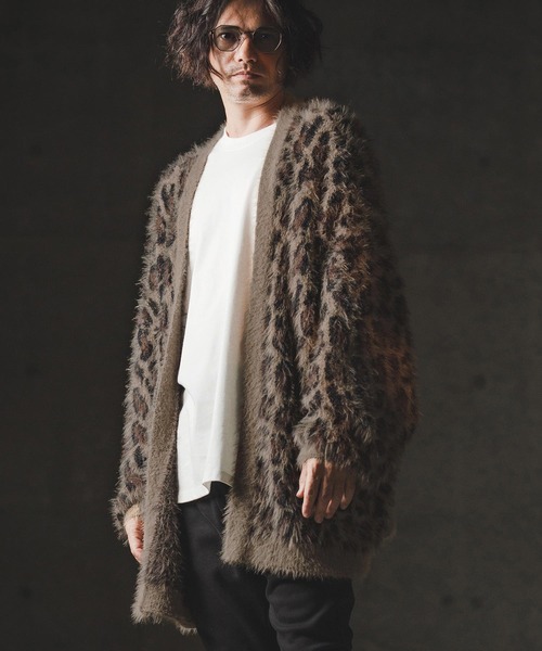 GLIMCLAP（グリムクラップ）の「mcg3664-Minimai detail cardigan -Leopard feather yarn sweater- ニットカーディガン（カーディガン/ボレロ・メンズ・レオパード・S/M/L）」の4枚目の写真