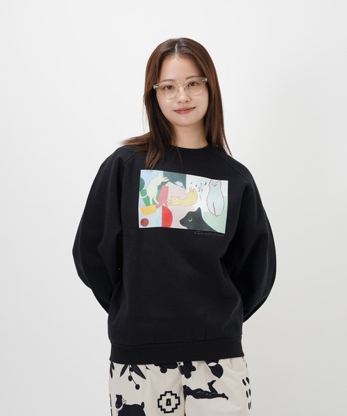Common Noun(コモン ナウン)の「“CAT”&“DOG” Kana Akiyama 裏起毛ラグランクルースウェット(スウェット・レディース・杢グレー/ブラック/レッド/ベージュ/ネイビー・M/L/XL)」の1枚目の写真
