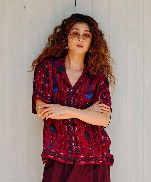 HLAADA（フラーダ）の「(HLAADA for ROSEBUD)FLOWER LINE SHORT SLEEVE SHIRTS（シャツ/ブラウス・レディース・ベージュ/バーガンディー・ONE SIZE）」の2枚目の写真