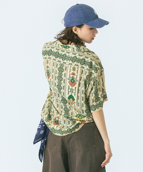 セール】(HLAADA for ROSEBUD)FLOWER LINE SHORT SLEEVE SHIRTS