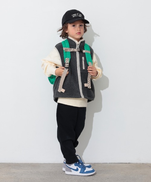 Ocean&Ground(オーシャン&グラウンド)の「DAYPACK GOODAY(バックパック/リュック・キッズ・エメラルド/ブラック/ターコイズブルー/ブルー/レッド/ピンク/グリーン/ダークネイビー/マスタード/ミント/ラベンダー/ライトパープル/ベージュ・X-SMALL/MEDIUM/SMALL)」の14枚目の写真