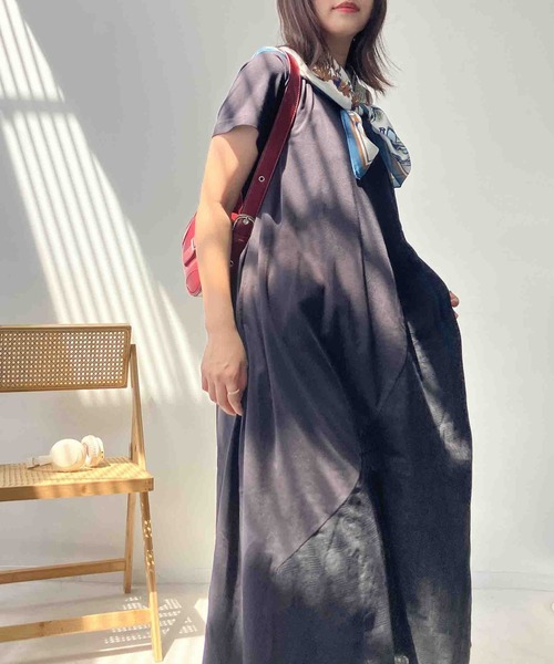AS KNOW AS plus(アズノゥアズプラス)の「●接触冷感 切替えデザインロングワンピース(ワンピース・レディース・ブラック/ダークグリーン/ネイビー/オレンジ/ブラック系/ネイビー系/ダークグリーン系・FREE)」の13枚目の写真