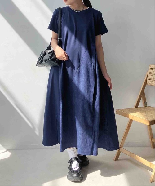 AS KNOW AS plus(アズノゥアズプラス)の「●接触冷感 切替えデザインロングワンピース(ワンピース・レディース・ブラック/ダークグリーン/ネイビー/オレンジ/ブラック系/ネイビー系/ダークグリーン系・FREE)」の15枚目の写真
