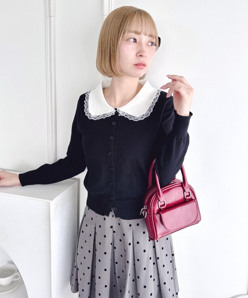 Loueme（ルエム）の「レーストリム丸襟カーディガン（カーディガン/ボレロ・レディース・ブラック/グレー・FREE）」の6枚目の写真