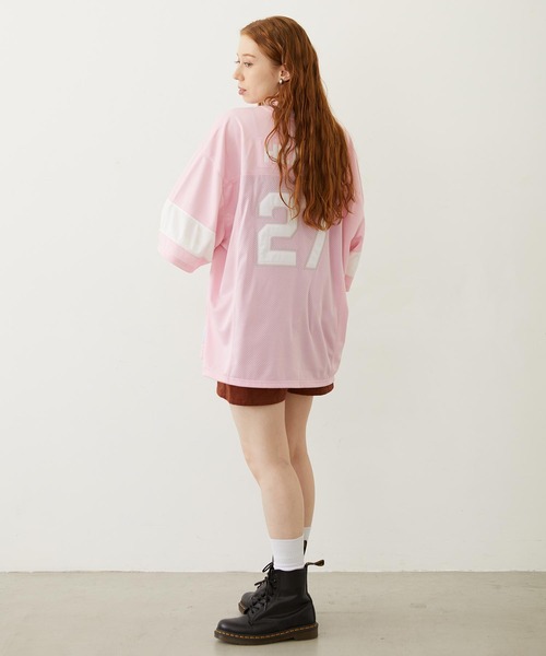 MILKFED.(ミルクフェド)の「HEAVEN27 FOOTBALL SHIRT(Tシャツ/カットソー・レディース・ライトブルー/ブラック/ライトピンク・ONE SIZE)」の7枚目の写真