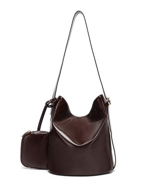 Ungrid（アングリッド）の「【Ungrid/アングリッド】　ポーチチャーム付　バックルベルトバケットバッグ／500mlペットボトル収納可能（ショルダーバッグ・レディース・ブラック/アイボリー/ブラウン・FREE）」の5枚目の写真