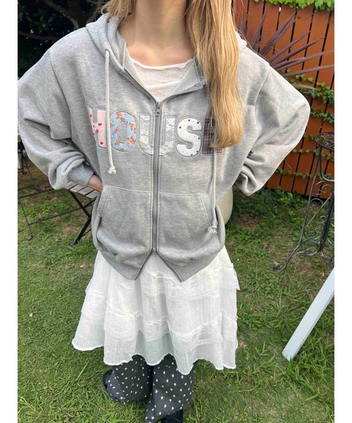 WC（ダブル シー）の「《大HIT中★新色追加》パッチワークロゴパーカー（パーカー・レディース・グレー/ブラウン/サックスブルー/ピンク・FREE）」の7枚目の写真