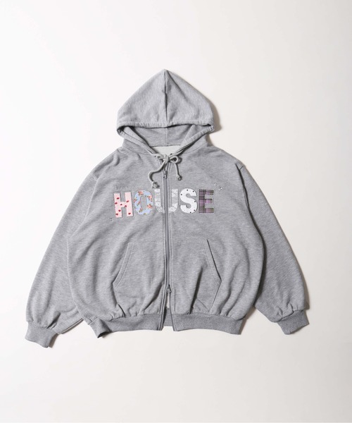 WC（ダブル シー）の「《大HIT中★新色追加》パッチワークロゴパーカー（パーカー・レディース・グレー/ブラウン/サックスブルー/ピンク・FREE）」の8枚目の写真