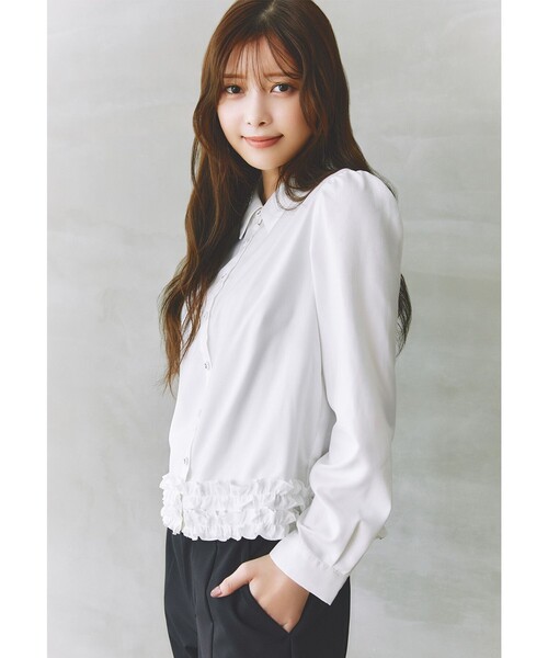 TOCCA(トッカ)の「TIMELESS CLASSIC 裾フリルブラウス(シャツ/ブラウス・レディース・アイボリー系・0/4)」の2枚目の写真