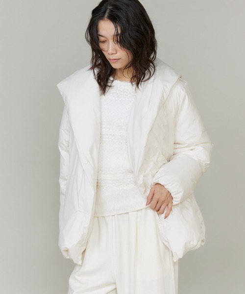 INED(イネド)の「ショールカラーフードダウンコート「ショート丈」(ダウンジャケット/コート・レディース・ブラック/アイボリー/ベージュ・11号/9号/7号)」の1枚目の写真