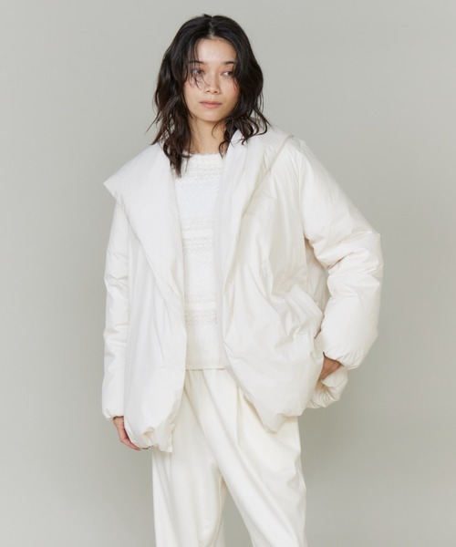 INED(イネド)の「ショールカラーフードダウンコート「ショート丈」(ダウンジャケット/コート・レディース・ブラック/アイボリー/ベージュ・11号/9号/7号)」の18枚目の写真