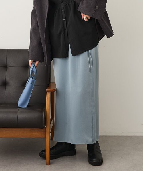CRAFT STANDARD BOUTIQUE(クラフトスタンダードブティック)の「ダルサテンIラインスカート(スカート・レディース・ブルーグリーン/アイボリー/ブラウン・FREE)」の10枚目の写真