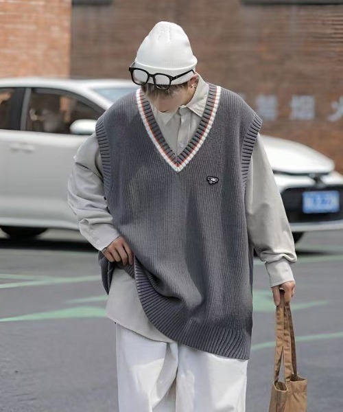 penultimate 24ss exclusive ニットベスト セール】Vネックニットベスト（ニット/セーター）｜GEMEDA