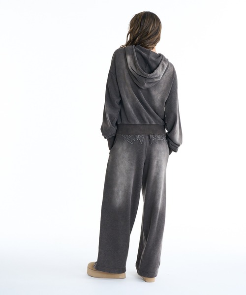ROXY（ロキシー）の「【ZOZO限定アイテム】ROXY HEART PANTS/ロキシースウェットパンツ(SETUP・セットアップ対応可能・空港コーデ)（スウェットパンツ・レディース・ピンク/ブラウン/ブラック・FREE）」の6枚目の写真
