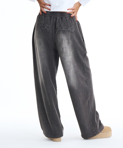 ROXY（ロキシー）の「【ZOZO限定アイテム】ROXY HEART PANTS/ロキシースウェットパンツ(SETUP・セットアップ対応可能・空港コーデ)（スウェットパンツ・レディース・ピンク/ブラウン/ブラック・FREE）」の8枚目の写真