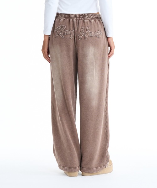 ROXY（ロキシー）の「【ZOZO限定アイテム】ROXY HEART PANTS/ロキシースウェットパンツ(SETUP・セットアップ対応可能・空港コーデ)（スウェットパンツ・レディース・ピンク/ブラウン/ブラック・FREE）」の19枚目の写真