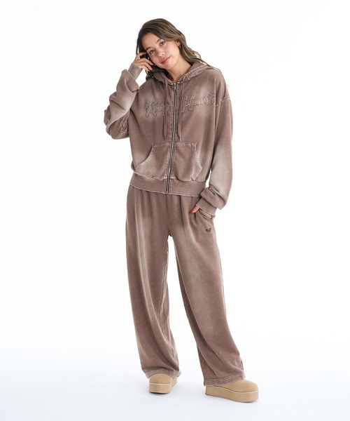 ROXY（ロキシー）の「【ZOZO限定アイテム】ROXY HEART PANTS/ロキシースウェットパンツ(SETUP・セットアップ対応可能・空港コーデ)（スウェットパンツ・レディース・ピンク/ブラウン/ブラック・FREE）」の16枚目の写真