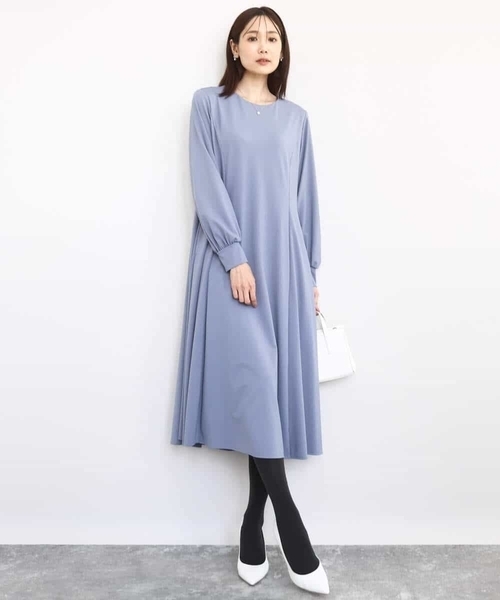 MK MICHEL KLEIN（エムケーミッシェルクラン）の「ツイルジャージーワンピース/洗える（ワンピース・レディース・グレイッシュブルー/ネイビー・38）」の13枚目の写真