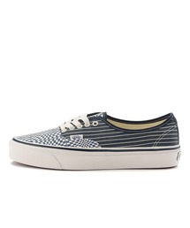 PREMIUM AUTHENTIC 44　VN000D9NAHD