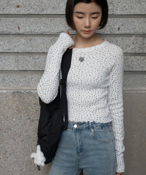 A'GEM/9 × .kom 『muah muah/ムーアムーア』 FLOWER FRILL CROP LONG