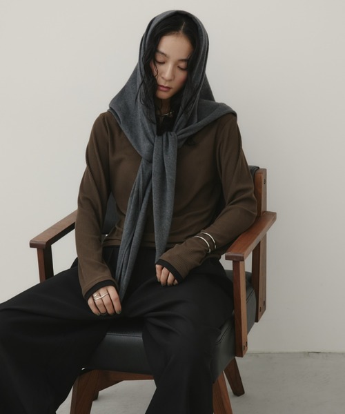 Aunt Marie's（アントマリーズ）の「トライアングルニットスカーフ（ストール/ショール・レディース・ブラック/チャコールグレー・FREE）」の7枚目の写真