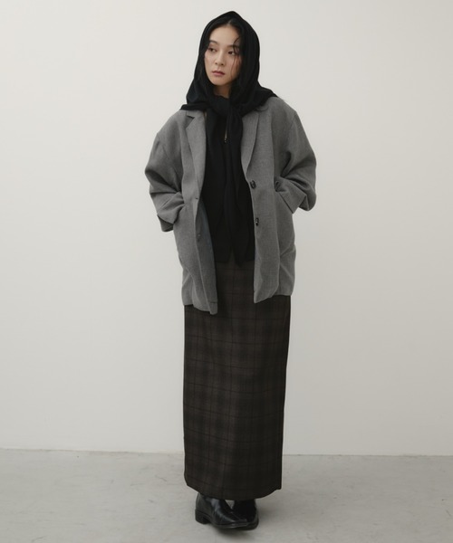 Aunt Marie's（アントマリーズ）の「トライアングルニットスカーフ（ストール/ショール・レディース・ブラック/チャコールグレー・FREE）」の4枚目の写真