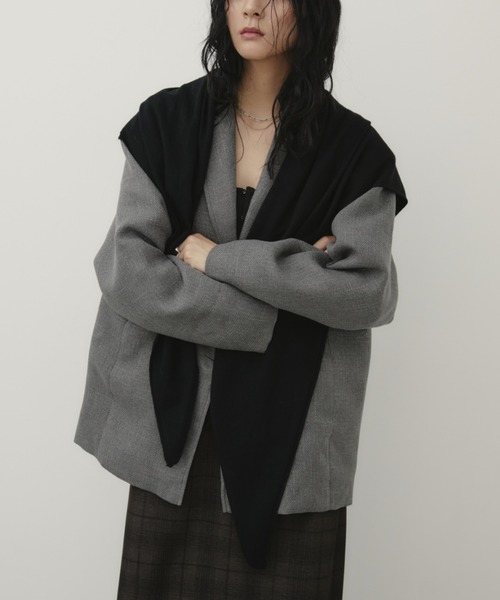Aunt Marie's（アントマリーズ）の「トライアングルニットスカーフ（ストール/ショール・レディース・ブラック/チャコールグレー・FREE）」の14枚目の写真