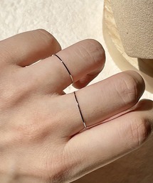 emonique（エモニーク）の「金属アレルギー対応 0.5mm 極細 華奢リング サージカルステンレス ニッケルフリー K18GP ユニセックス（リング）」