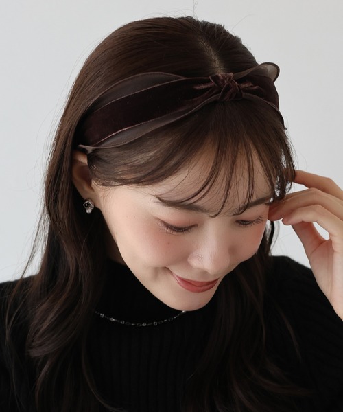 BLUEEAST（ブルーイースト）の「オーガンジーサテンカチューシャ（カチューシャ・レディース・ブラウン/ブラック/ブラック系/ブラウン系・FREE）」の4枚目の写真