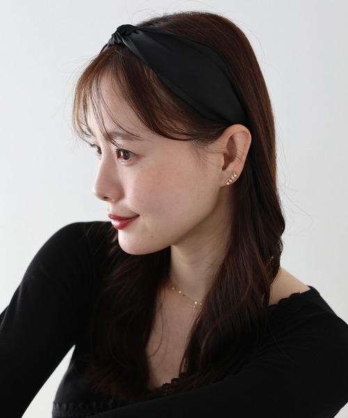 BLUEEAST（ブルーイースト）の「オーガンジーサテンカチューシャ（カチューシャ・レディース・ブラウン/ブラック/ブラック系/ブラウン系・FREE）」の10枚目の写真