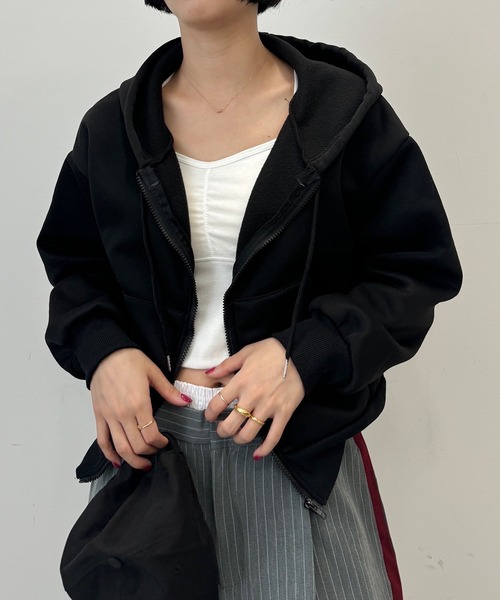SEN TOKYO(セントーキョー)の「ボリュームクロップドジップアップパーカー(パーカー・レディース・ネイビー/ダークグレー/ライトグレー/ブラック・MEDIUM)」の8枚目の写真