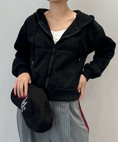 SEN TOKYO(セントーキョー)の「ボリュームクロップドジップアップパーカー(パーカー・レディース・ネイビー/ダークグレー/ライトグレー/ブラック・MEDIUM)」の11枚目の写真