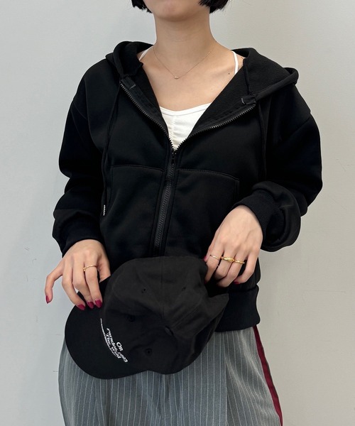 SEN TOKYO(セントーキョー)の「ボリュームクロップドジップアップパーカー(パーカー・レディース・ネイビー/ダークグレー/ライトグレー/ブラック・MEDIUM)」の10枚目の写真