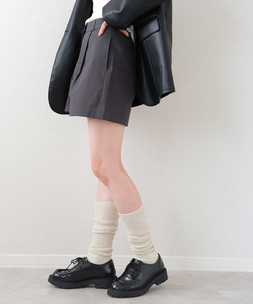 Reurie'(レウリィ)の「ツイルショートパンツ / シンプル カジュアル ベーシック 韓国(その他パンツ・レディース・ベージュ/チャコールグレー・MEDIUM/SMALL)」の5枚目の写真