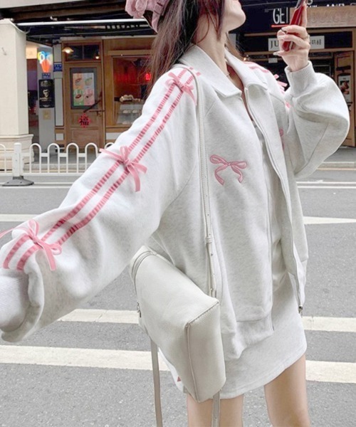 Miniministore(ミニミニストア)の「リボン付きスウェットジップアップパーカー(スウェット・レディース・グレー×ピンク/グレー×サックスブルー・FREE)」の1枚目の写真