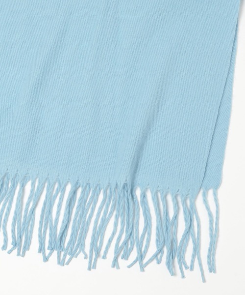 LAKOLE（ラコレ）の「カラバリ無地マフラー / 574738（マフラー・レディース・チャコール/イエロー/ライトグレー/グリーン/レッド/ブラック/オフホワイト/ブルー・FREE）」の18枚目の写真