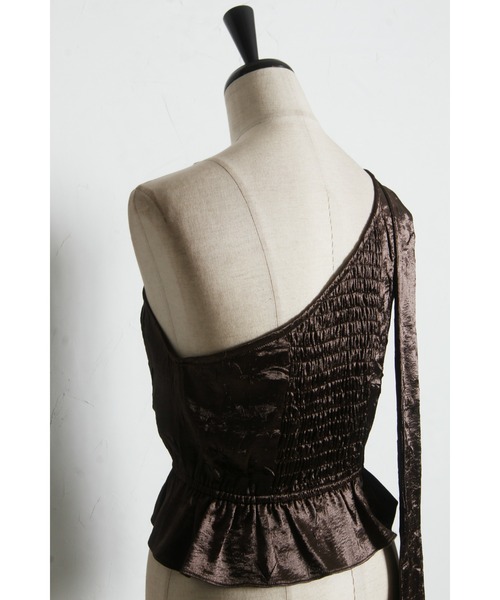 ARVELLIA(アルベリア)の「RIBBON STRAP BUSTIER(その他トップス・レディース・ブラック/ブラウン・M)」の22枚目の写真