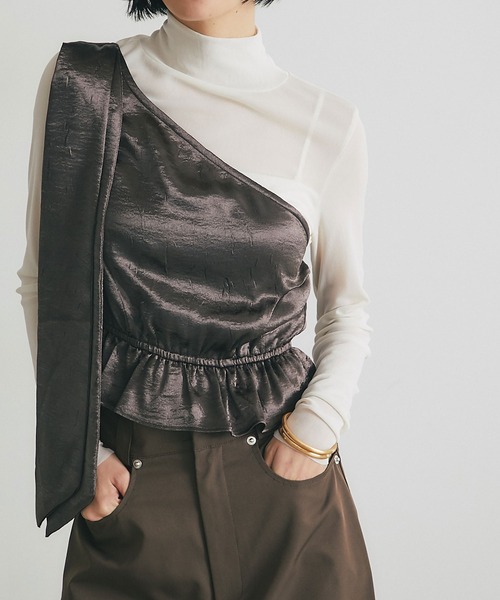 ARVELLIA(アルベリア)の「RIBBON STRAP BUSTIER(その他トップス・レディース・ブラック/ブラウン・M)」の14枚目の写真