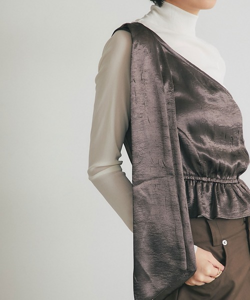 ARVELLIA(アルベリア)の「RIBBON STRAP BUSTIER(その他トップス・レディース・ブラック/ブラウン・M)」の15枚目の写真
