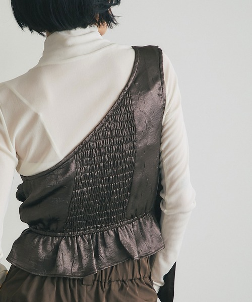 ARVELLIA(アルベリア)の「RIBBON STRAP BUSTIER(その他トップス・レディース・ブラック/ブラウン・M)」の16枚目の写真