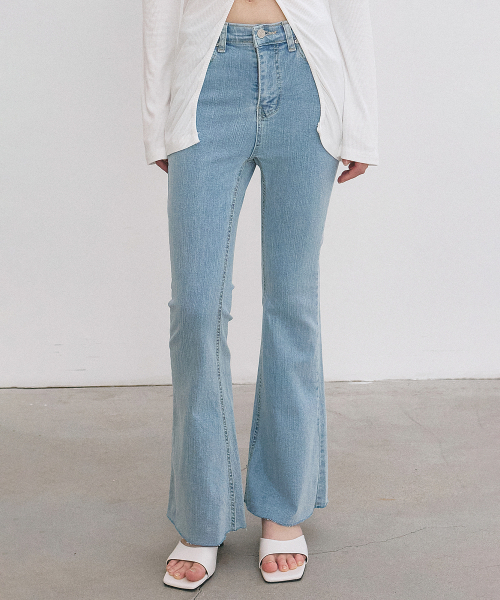 NICK&NICOLE(ニックアンドニコール)の「SLIM BOOTS CUT DENIM JEANS_LIGHT BLUE(デニムパンツ・レディース・その他・MEDIUM/LARGE/SMALL)」の1枚目の写真