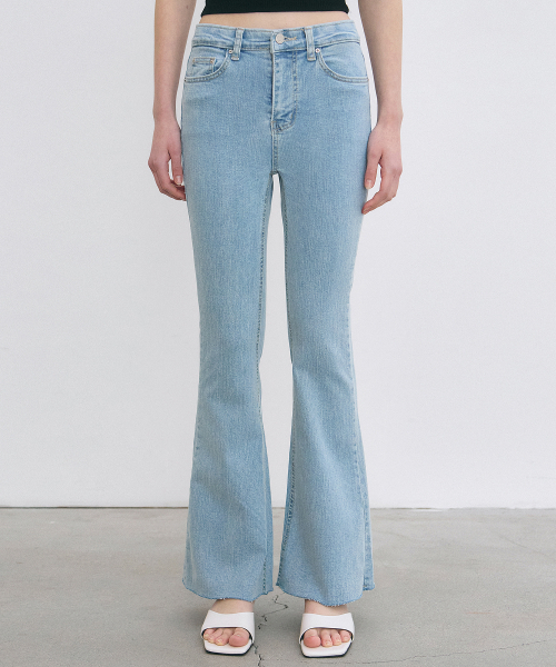 NICK&NICOLE(ニックアンドニコール)の「SLIM BOOTS CUT DENIM JEANS_LIGHT BLUE(デニムパンツ・レディース・その他・MEDIUM/LARGE/SMALL)」の2枚目の写真
