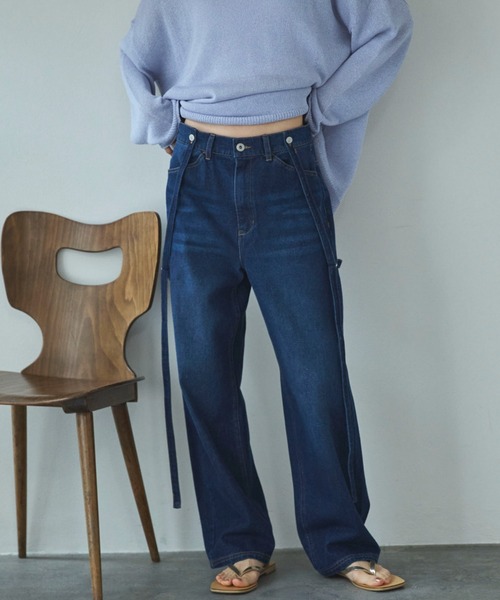 Doux archives（ドゥアルシーヴ）の「サスペンダー付きストレートデニムパンツ（デニムパンツ・レディース・ブルー/ネイビー・SMALL/MEDIUM）」の22枚目の写真